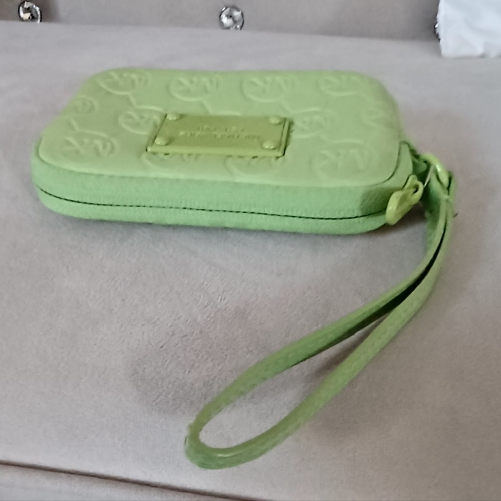 Michael Kors ladies wallet - Picture 3 of 7